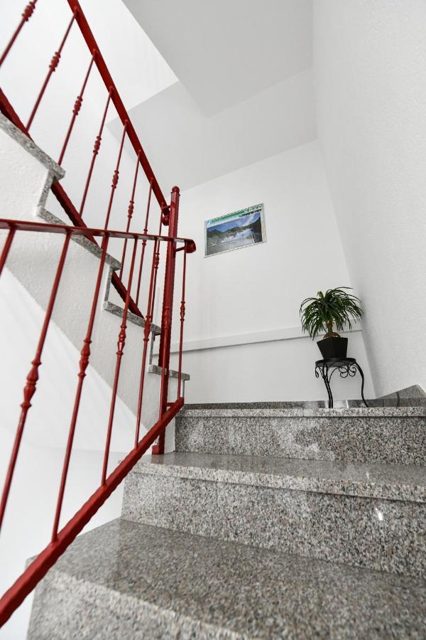 Apartments Villa Miranda Vodice Extérieur photo