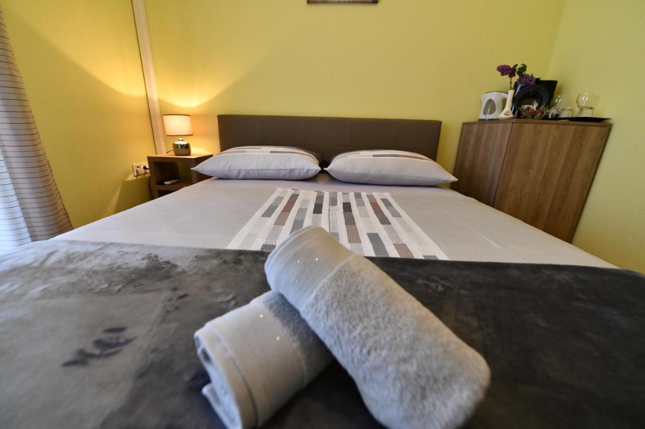 Apartments Villa Miranda Vodice Extérieur photo
